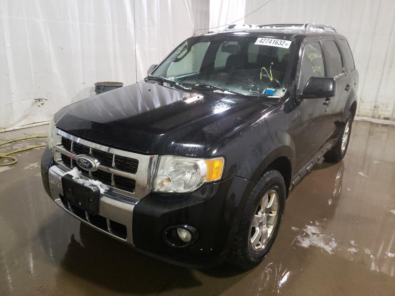 Photo 2 from auction – 2010 FORD ESCAPE LIM with VIN 1FMCU9EG8AKD04643