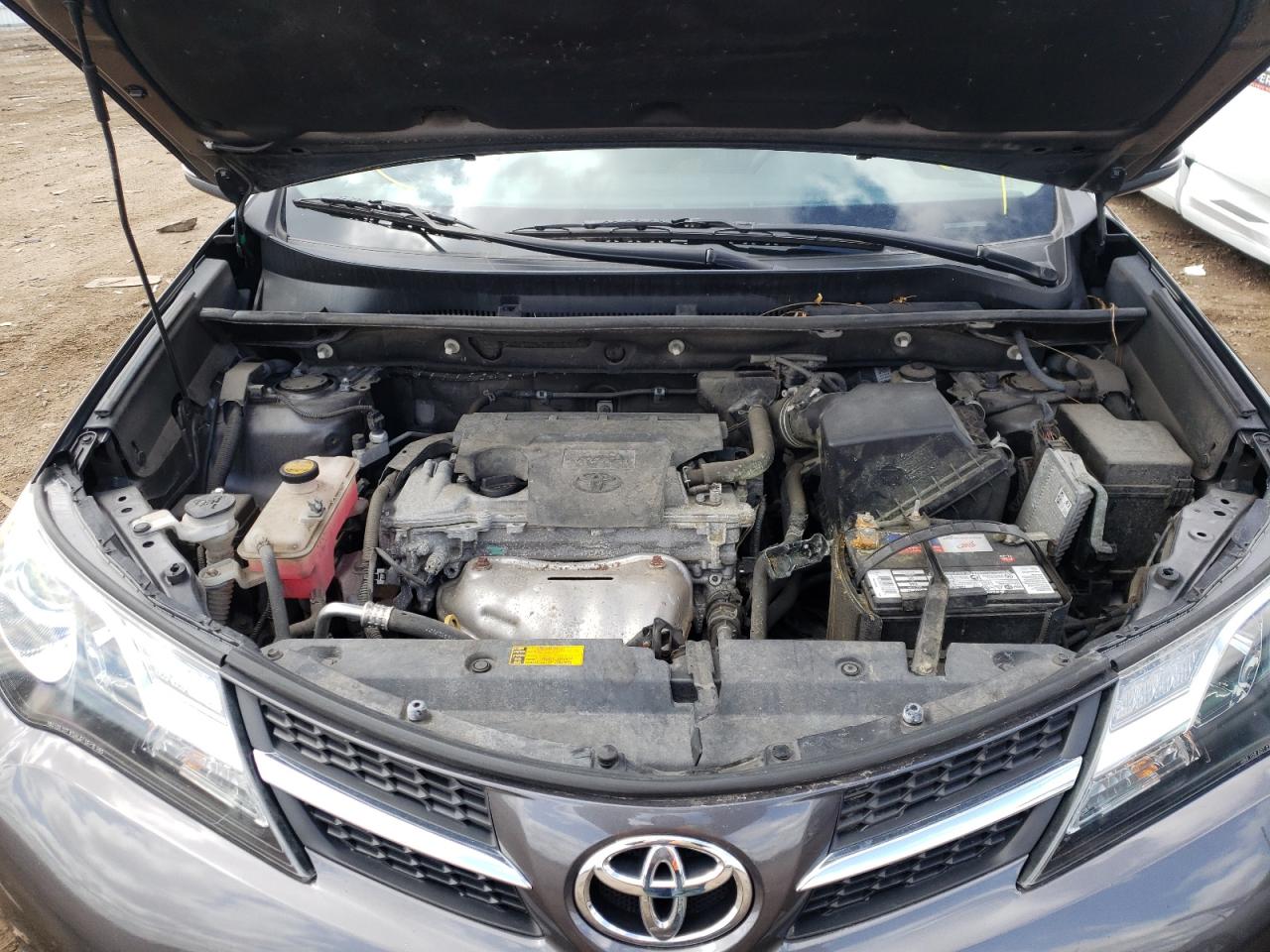Photo 7 from auction – 2015 TOYOTA RAV4 LIMIT with VIN 2T3DFREVXFW299140