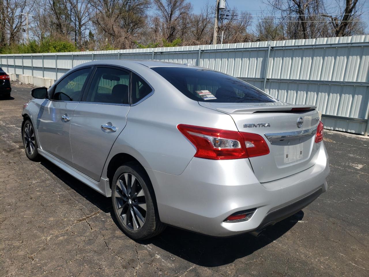 Photo 3 from auction – 2017 NISSAN SENTRA SR with VIN 3N1CB7AP3HY246055