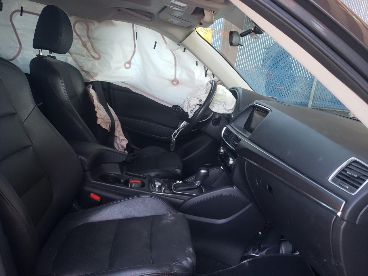 Photo 5 from auction – 2016 MAZDA CX-5 GT with VIN JM3KE2DY8G0735784