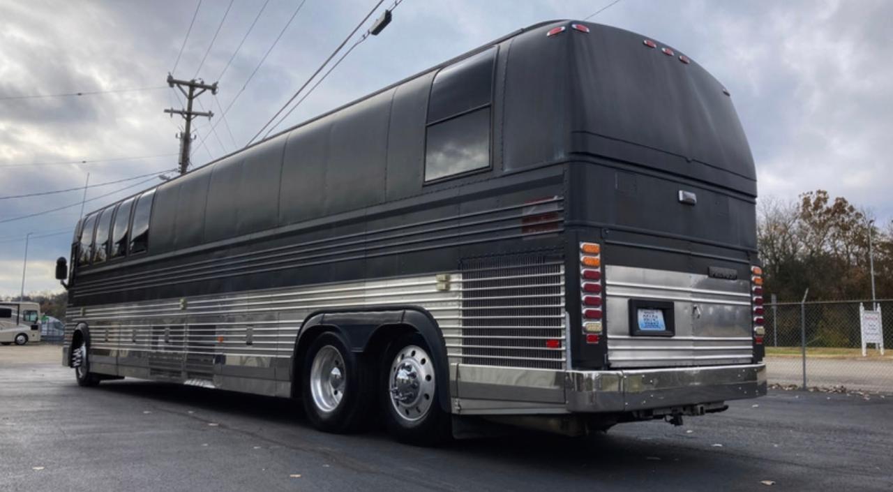 Photo 3 from auction – 1993 PREVOST BUS with VIN 2P9E33492P1001713
