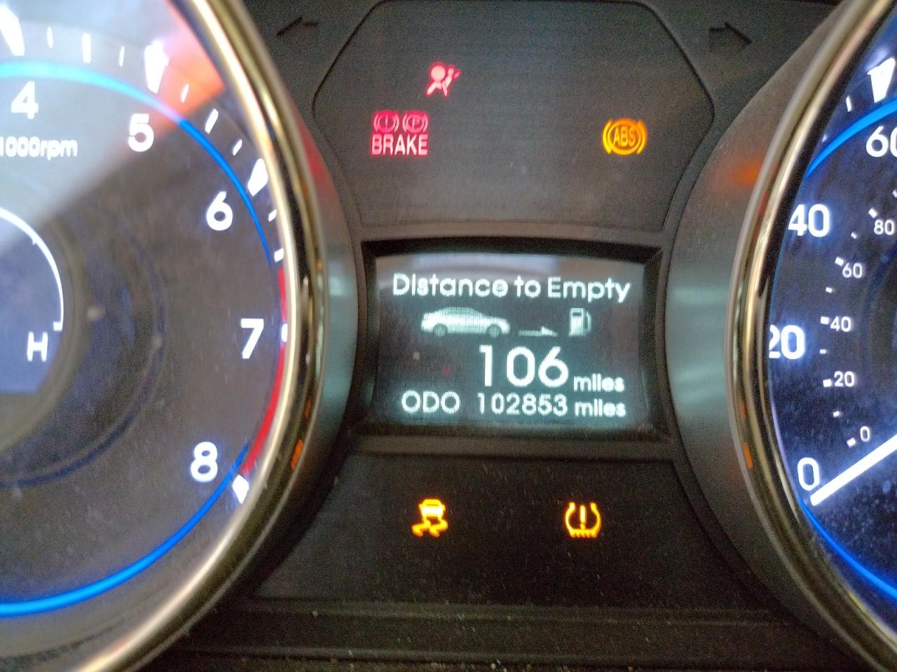 Photo 8 from auction – 2013 HYUNDAI SONATA SE with VIN 5NPEC4AC3DH718695