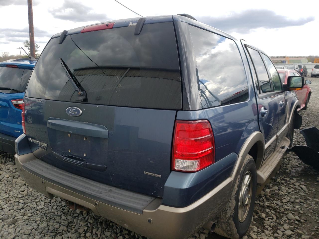 Photo 4 from auction – 2004 FORD EXPEDITION with VIN 1FMFU18L34LA74256