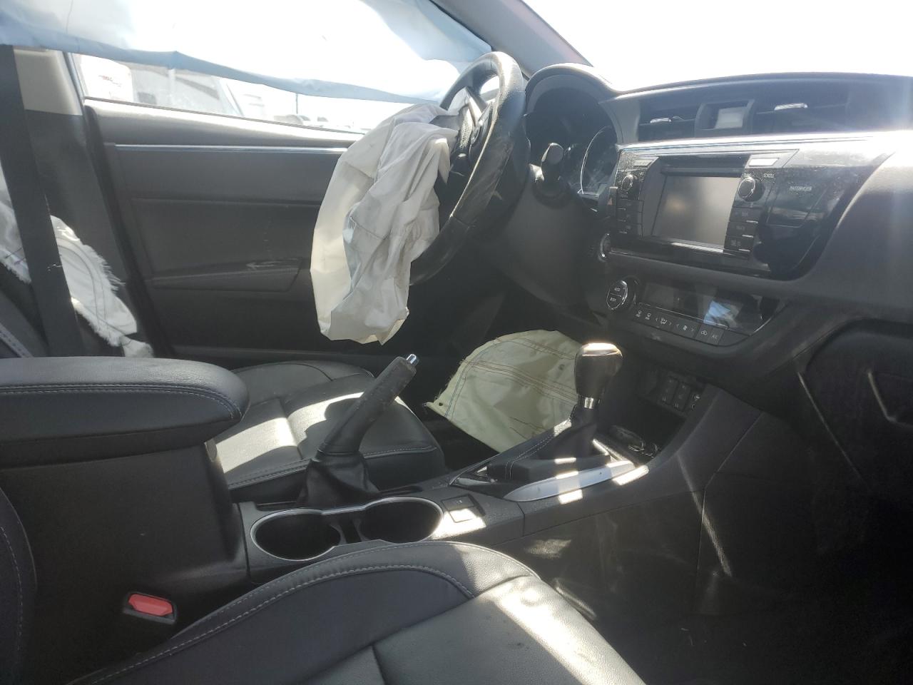 Photo 5 from auction – 2015 TOYOTA COROLLA EC with VIN 2T1BPRHE7FC232313