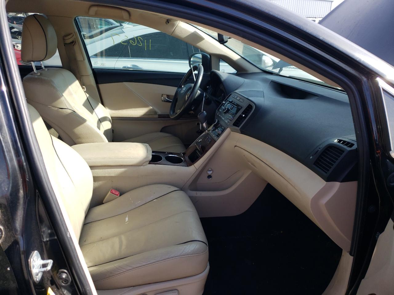 Photo 5 from auction – 2009 TOYOTA VENZA with VIN 4T3BK11A39U014841