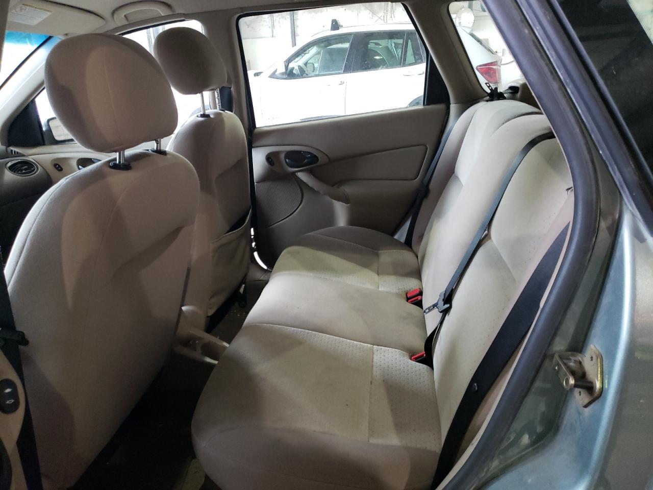 Photo 6 from auction – 2004 FORD FOCUS ZTW with VIN 1FAFP35ZX4W161852