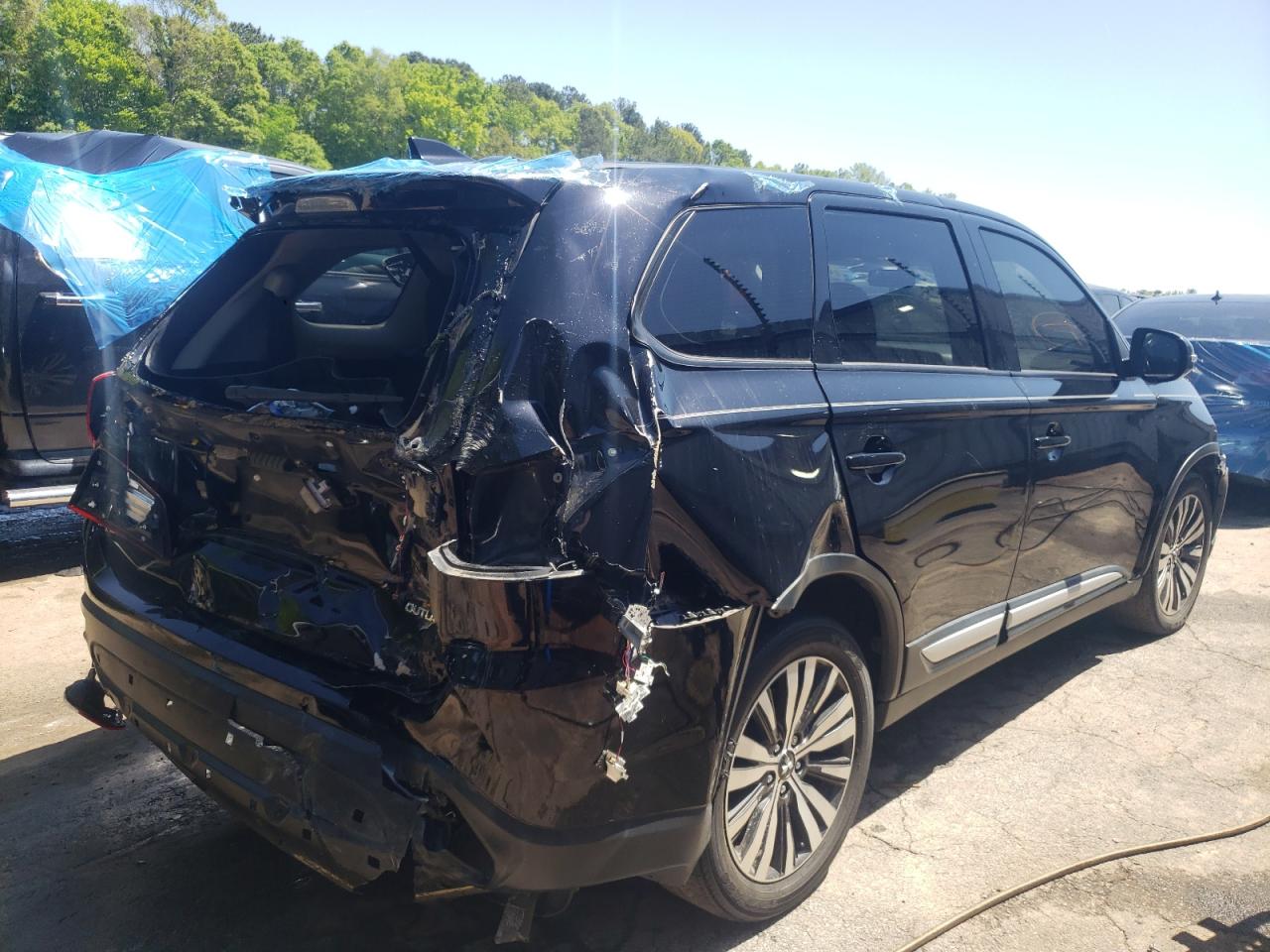 Photo 4 from auction – 2019 MITSUBISHI OUTLANDER with VIN JA4AD3A39KZ006312