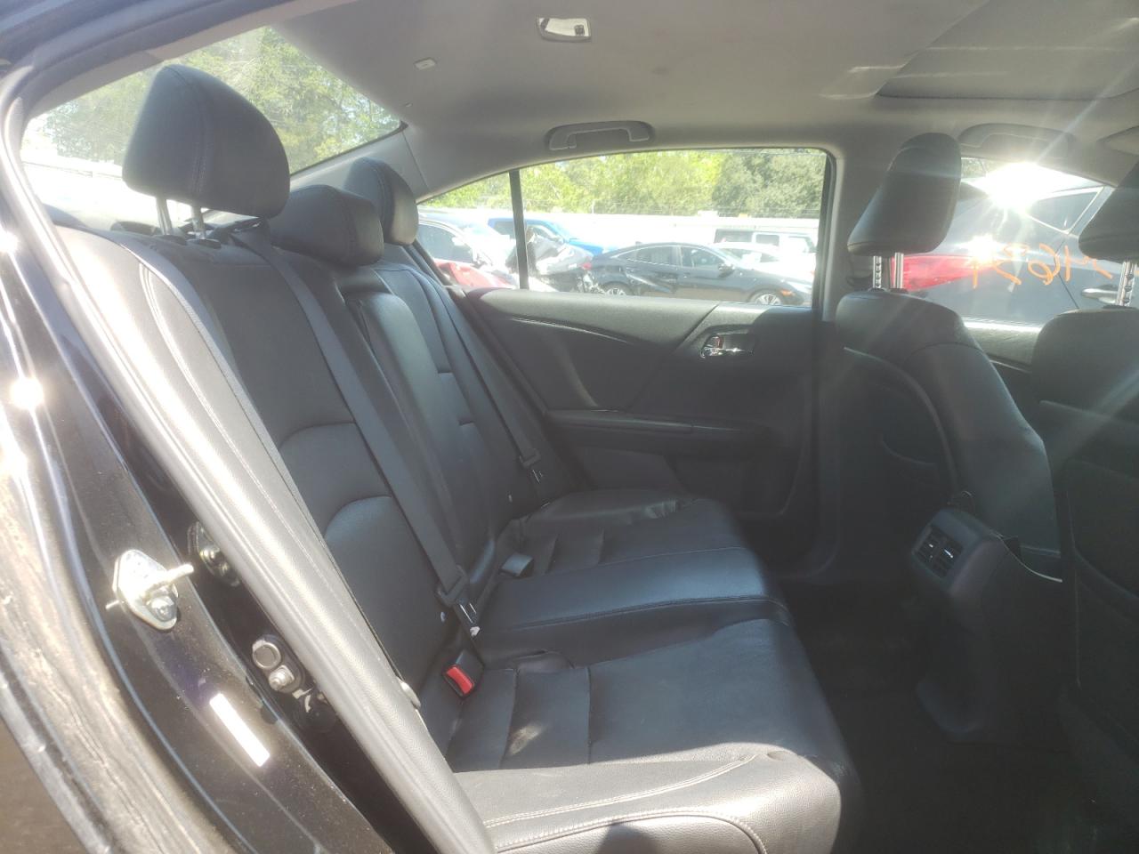 Photo 6 from auction – 2014 HONDA ACCORD EXL with VIN 1HGCR2F88EA029499