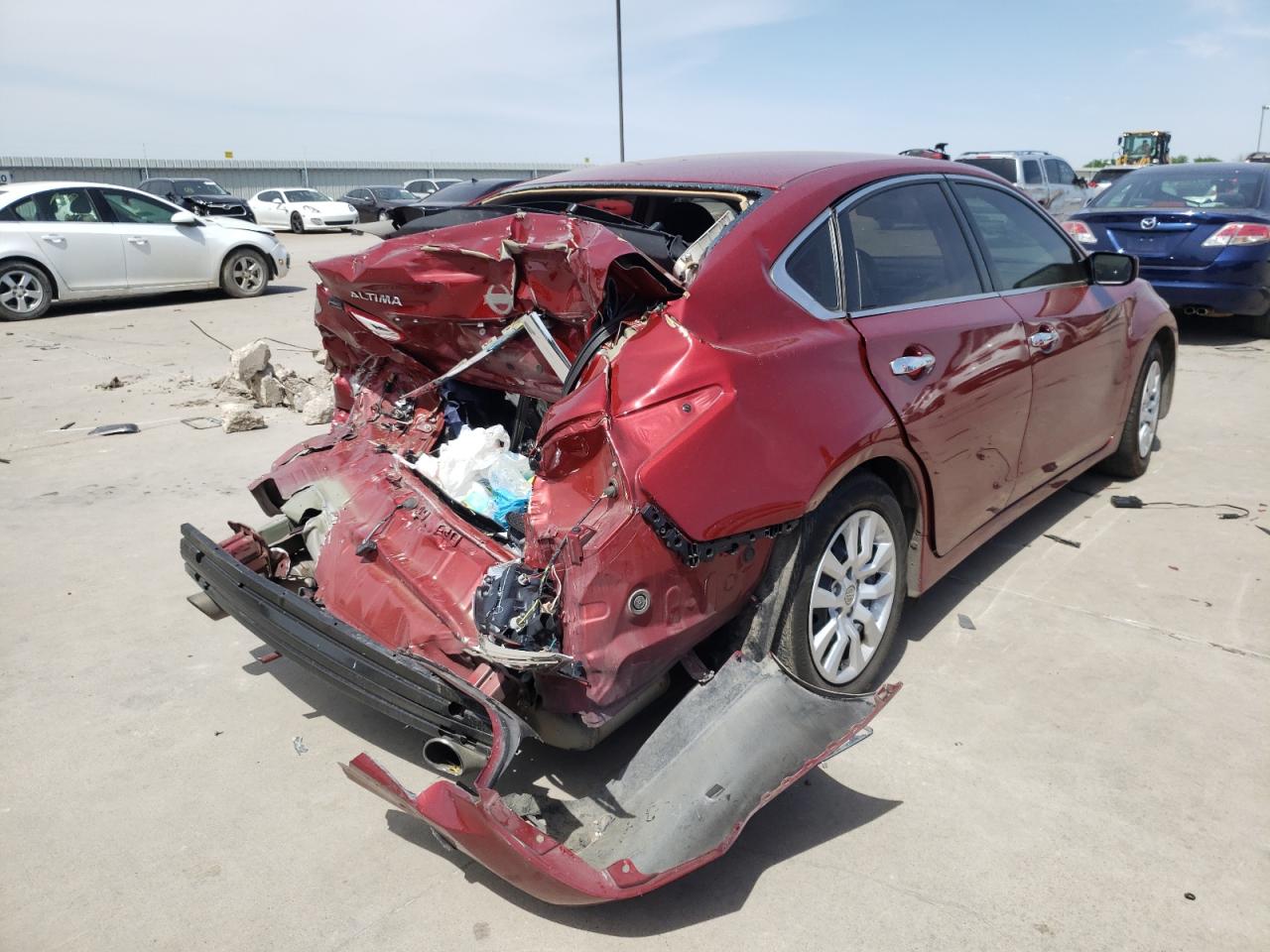 Photo 4 from auction – 2017 NISSAN ALTIMA 2.5 with VIN 1N4AL3AP4HC225563
