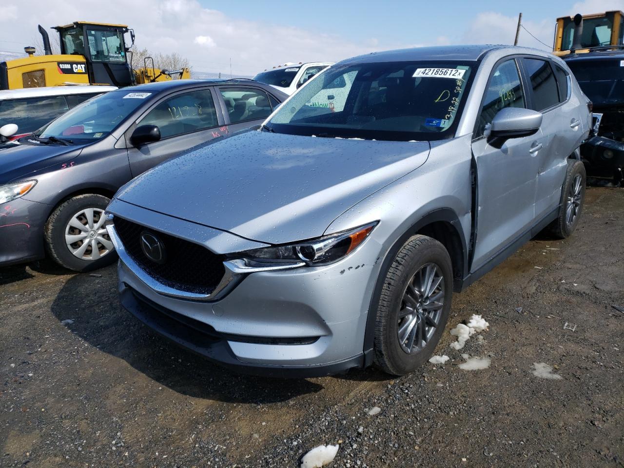 Photo 2 from auction – 2019 MAZDA CX-5 TOURI with VIN JM3KFACMXK1564559