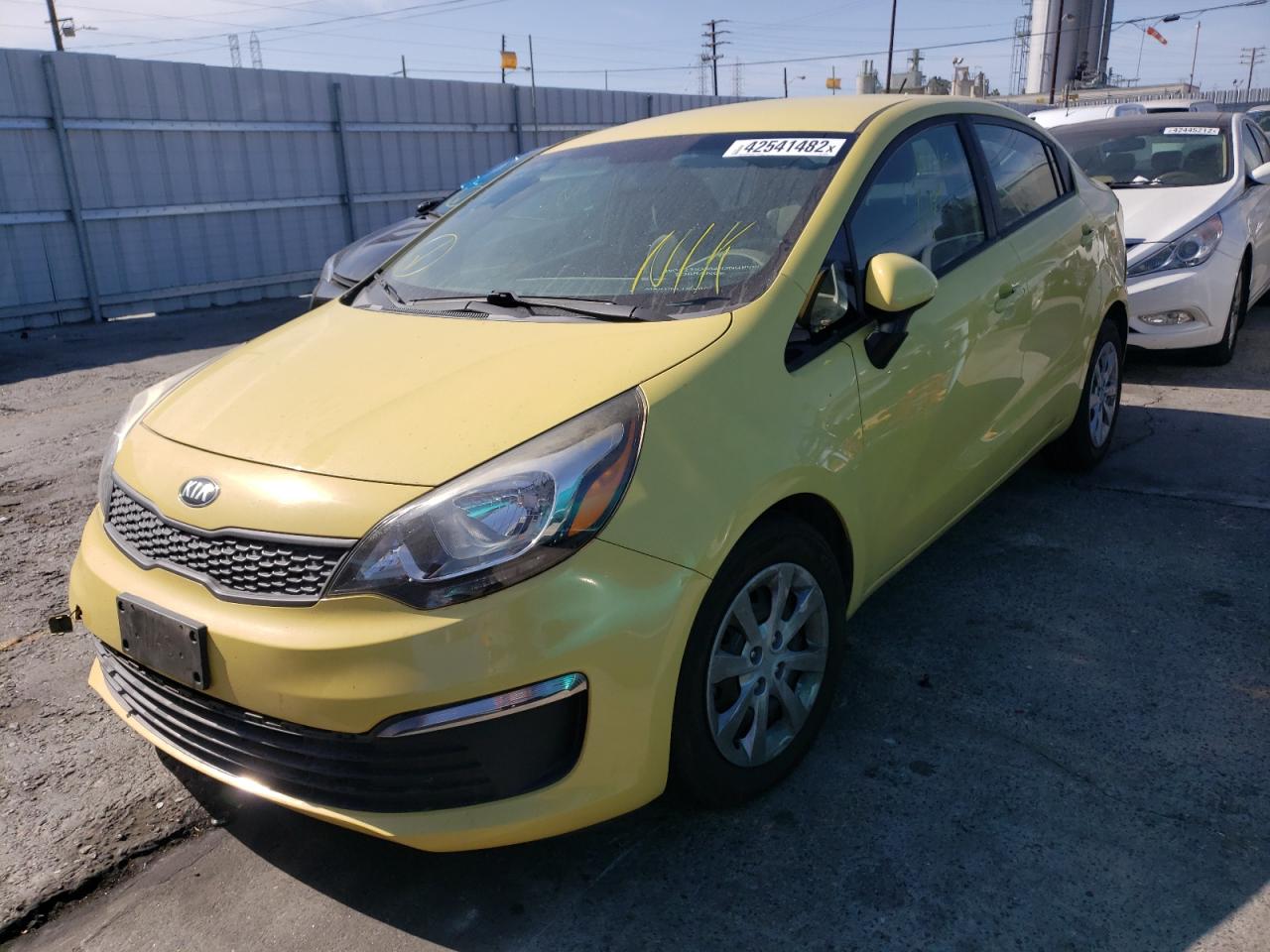 Photo 2 from auction – 2016 KIA RIO LX with VIN KNADM4A37G6696446