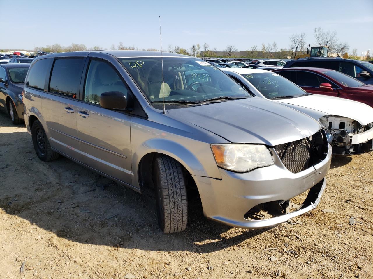 DODGE GRAND CARA 2015 with VIN 2C4RDGBG9FR507279 - Photo from auction
