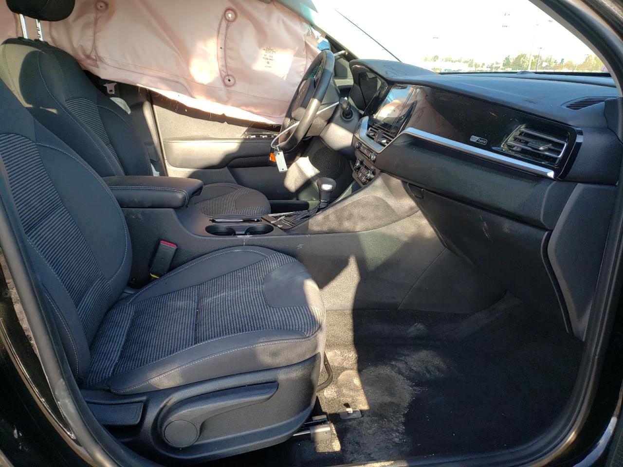 Photo 5 from auction – 2022 KIA NIRO LX with VIN KNDCB3LC0N5512978