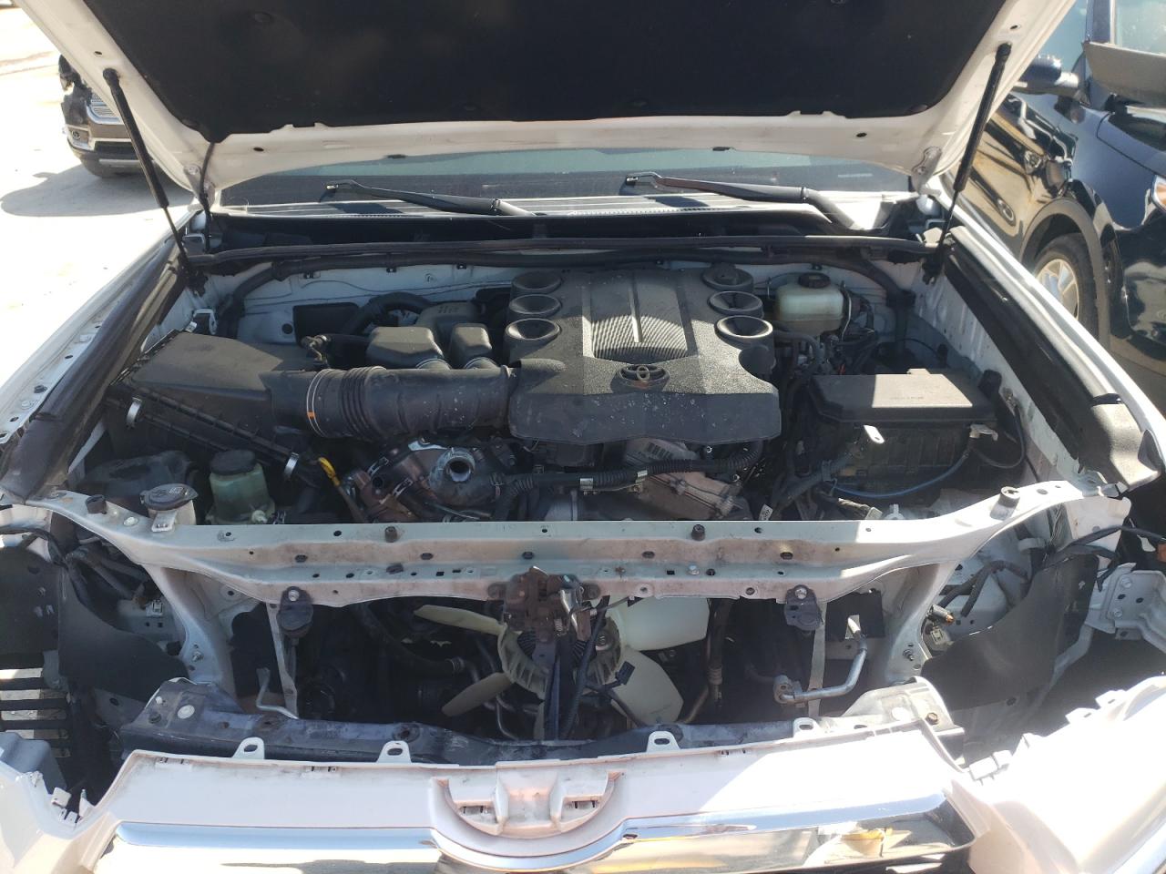 Photo 7 from auction – 2017 TOYOTA 4RUNNER SR with VIN JTEBU5JR1H5477568