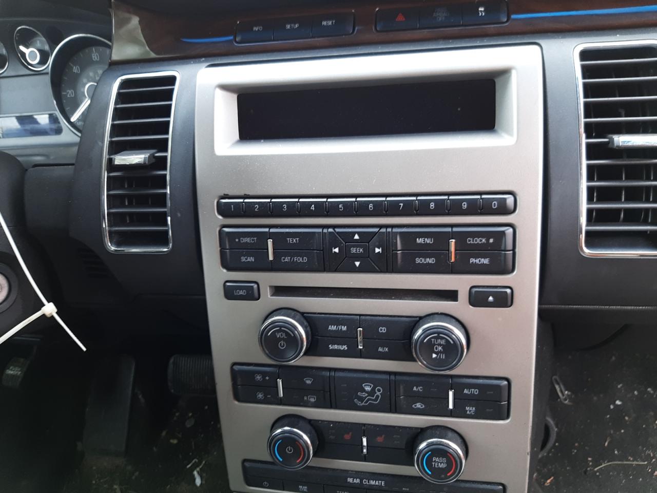 Photo 9 from auction – 2010 FORD FLEX SEL with VIN 2FMGK5CC4ABD00681