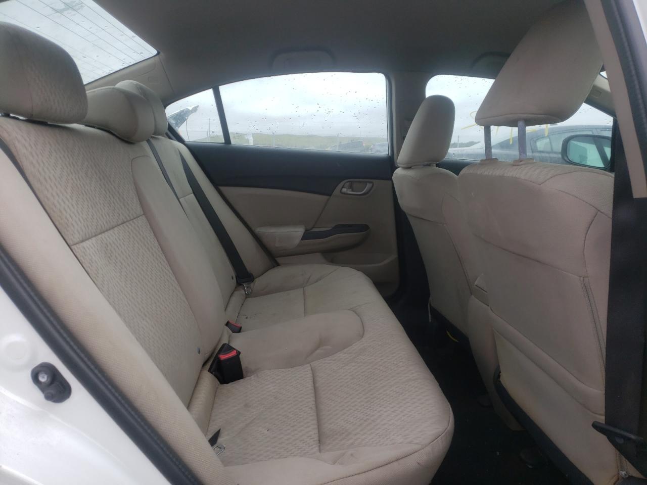 Photo 6 from auction – 2015 HONDA CIVIC LX with VIN 19XFB2F55FE018335