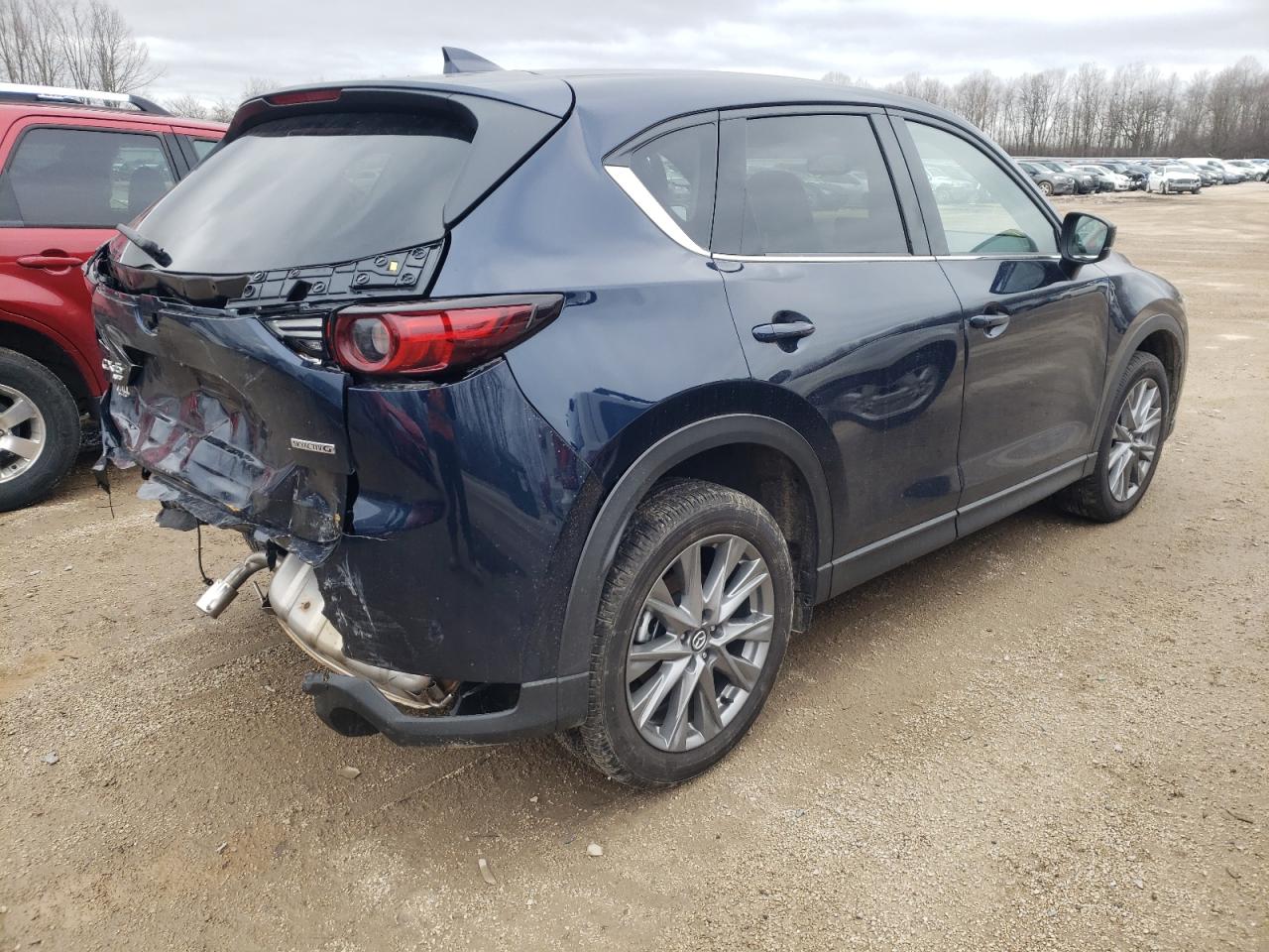Photo 4 from auction – 2021 MAZDA CX-5 GRAND with VIN JM3KFBDM4M0500577