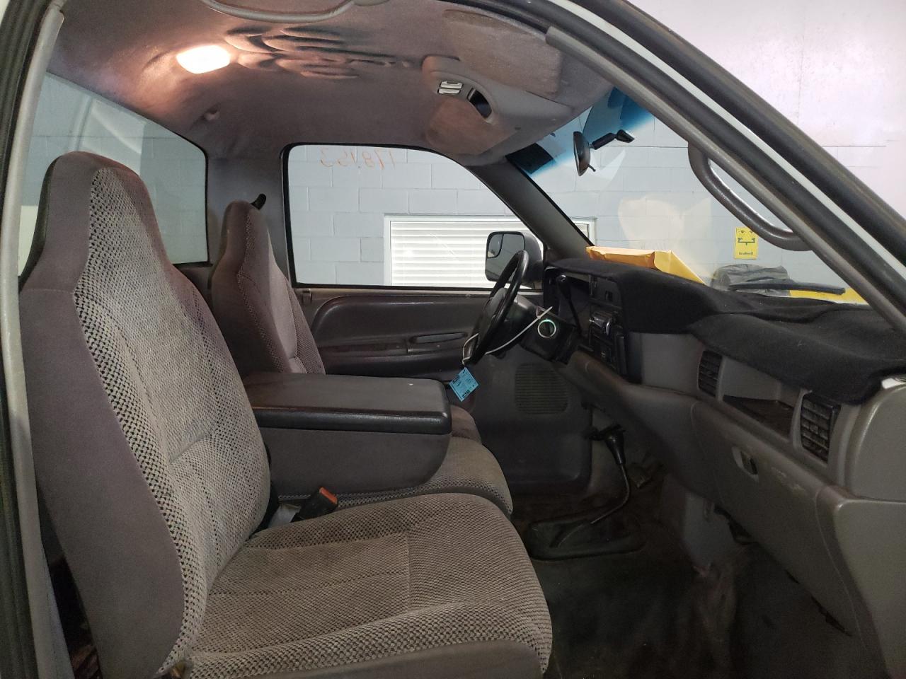 Photo 5 from auction – 1996 DODGE RAM 2500 with VIN 1B7KF26C4TJ198178