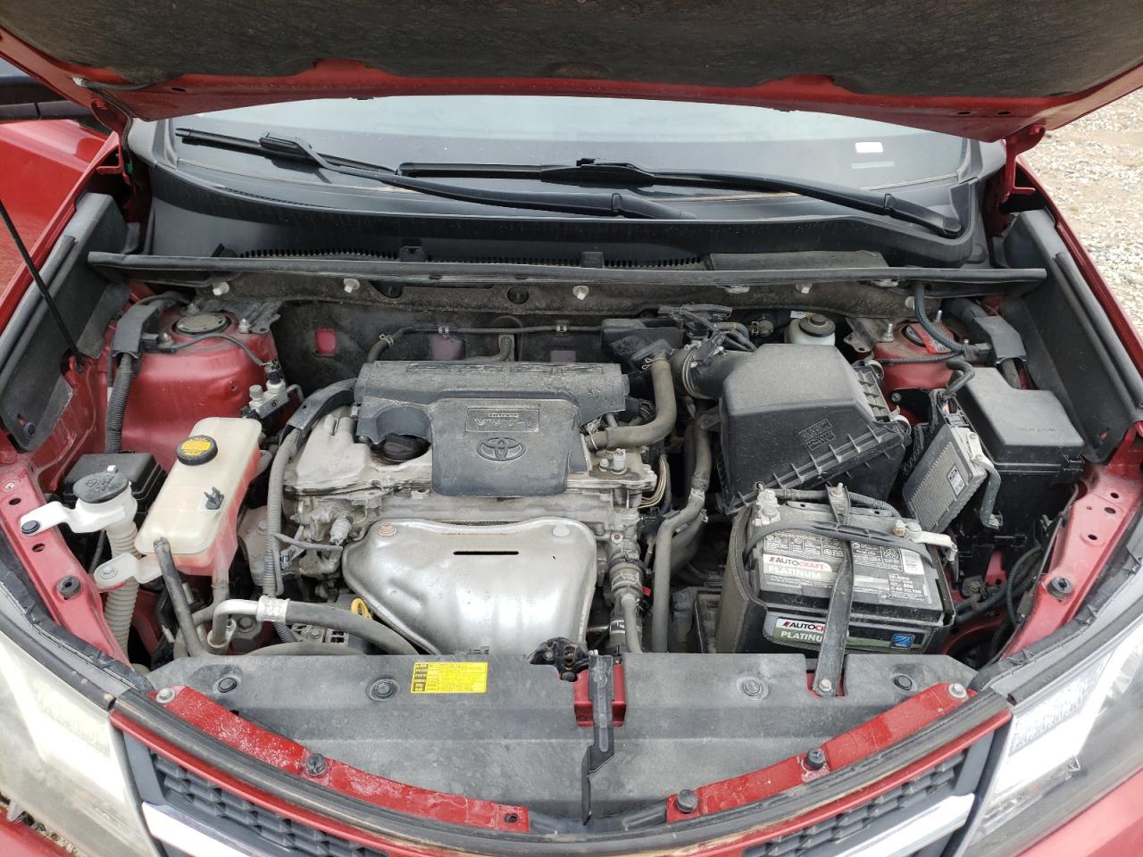 Photo 7 from auction – 2014 TOYOTA RAV4 LE with VIN JTMBFREV3ED053890