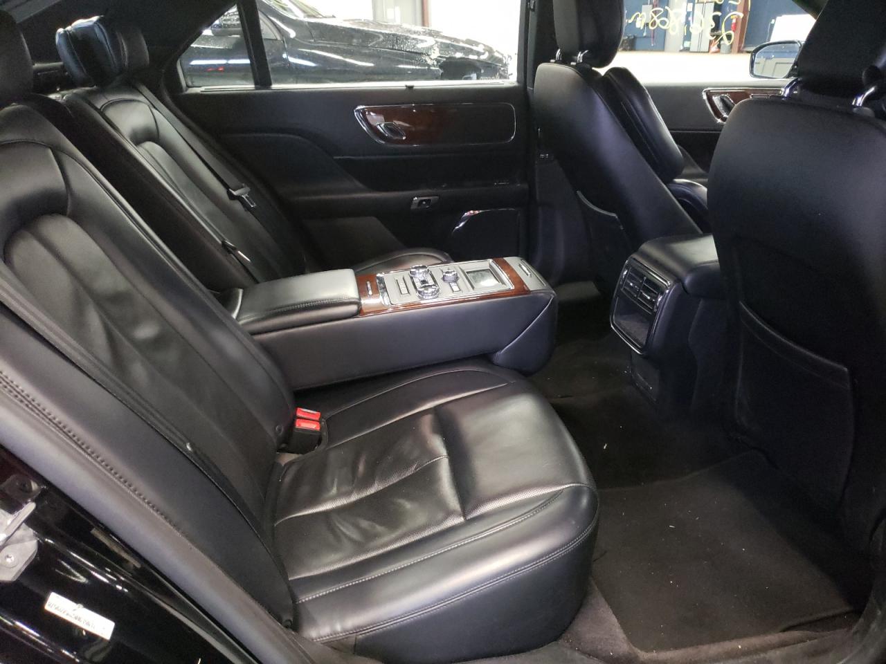 Photo 6 from auction – 2017 LINCOLN CONTINENTA with VIN 1LN6L9HK2H5609578