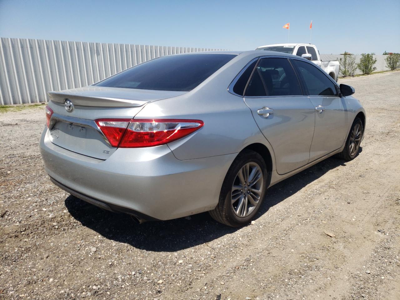 Photo 4 from auction – 2016 TOYOTA CAMRY LE with VIN 4T1BF1FK3GU142637