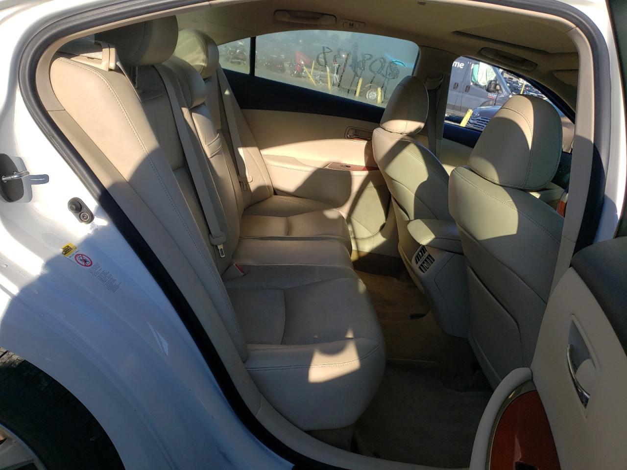 Photo 6 from auction – 2010 LEXUS ES 350 with VIN JTHBK1EG9A2407110