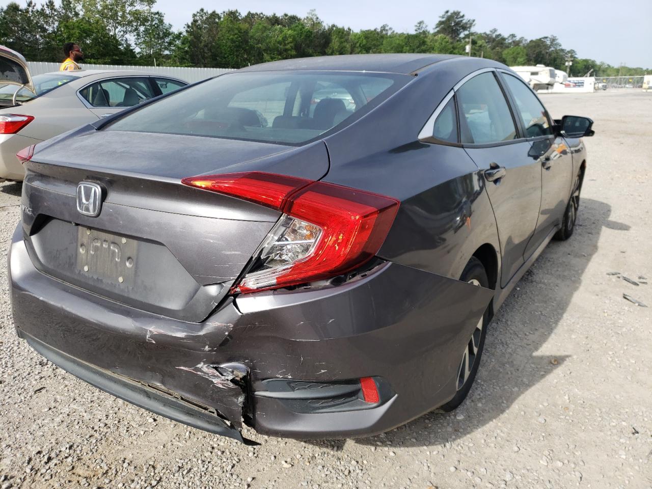 Photo 4 from auction – 2016 HONDA CIVIC EX with VIN 2HGFC2F81GH504297