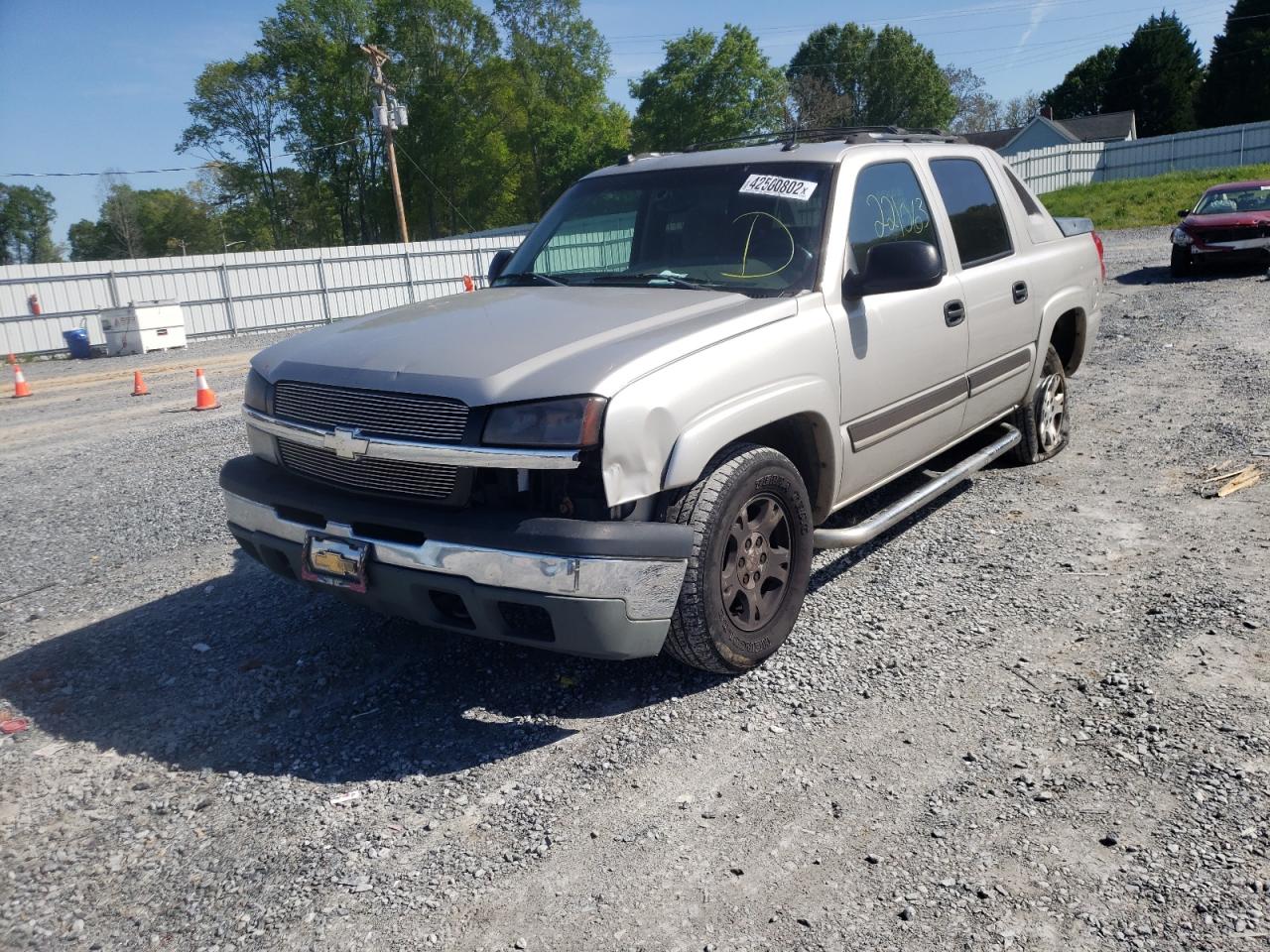 Photo 2 from auction – 2005 CHEVROLET AVALANCHE with VIN 3GNEC12Z85G177310