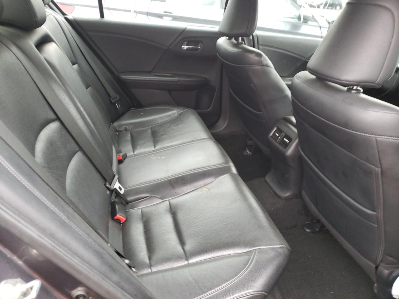 Photo 6 from auction – 2015 HONDA ACCORD EXL with VIN 1HGCR2F85FA087619