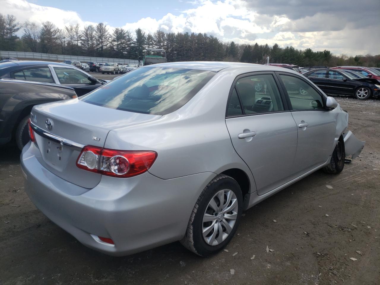 Photo 4 from auction – 2012 TOYOTA COROLLA BA with VIN JTDBU4EE2C9179232
