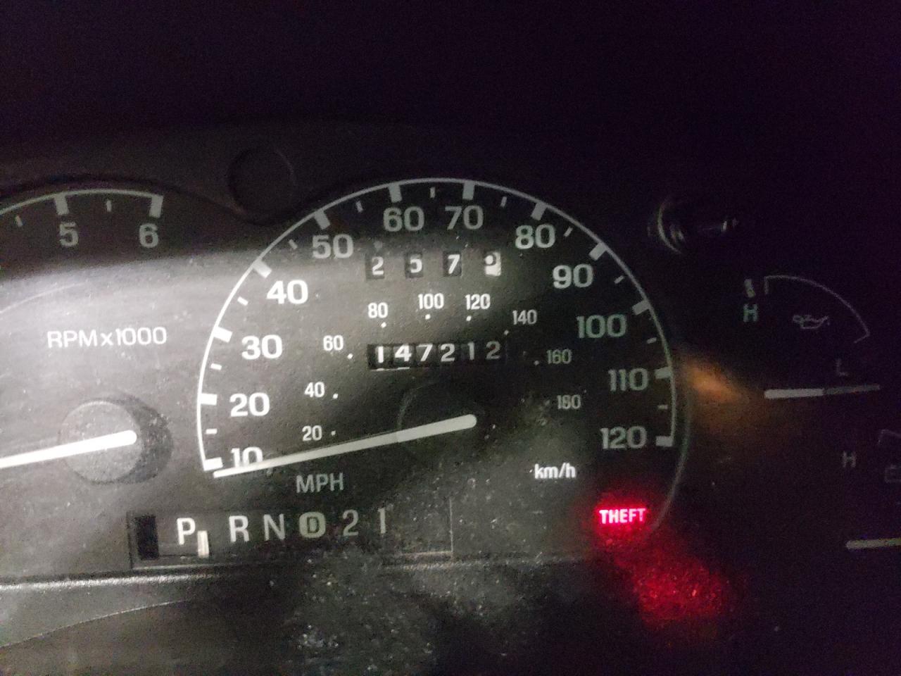 Photo 8 from auction – 2000 FORD EXPLORER with VIN 1FMZU63E3YZB95729