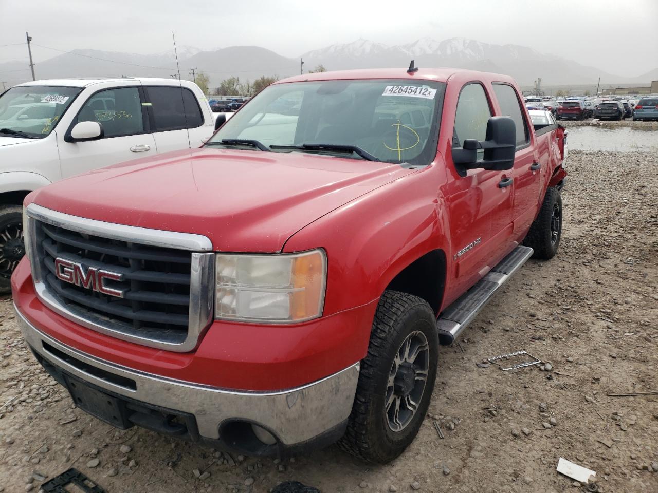 Photo 2 from auction – 2007 GMC SIERRA K25 with VIN 1GTHK23K97F561858