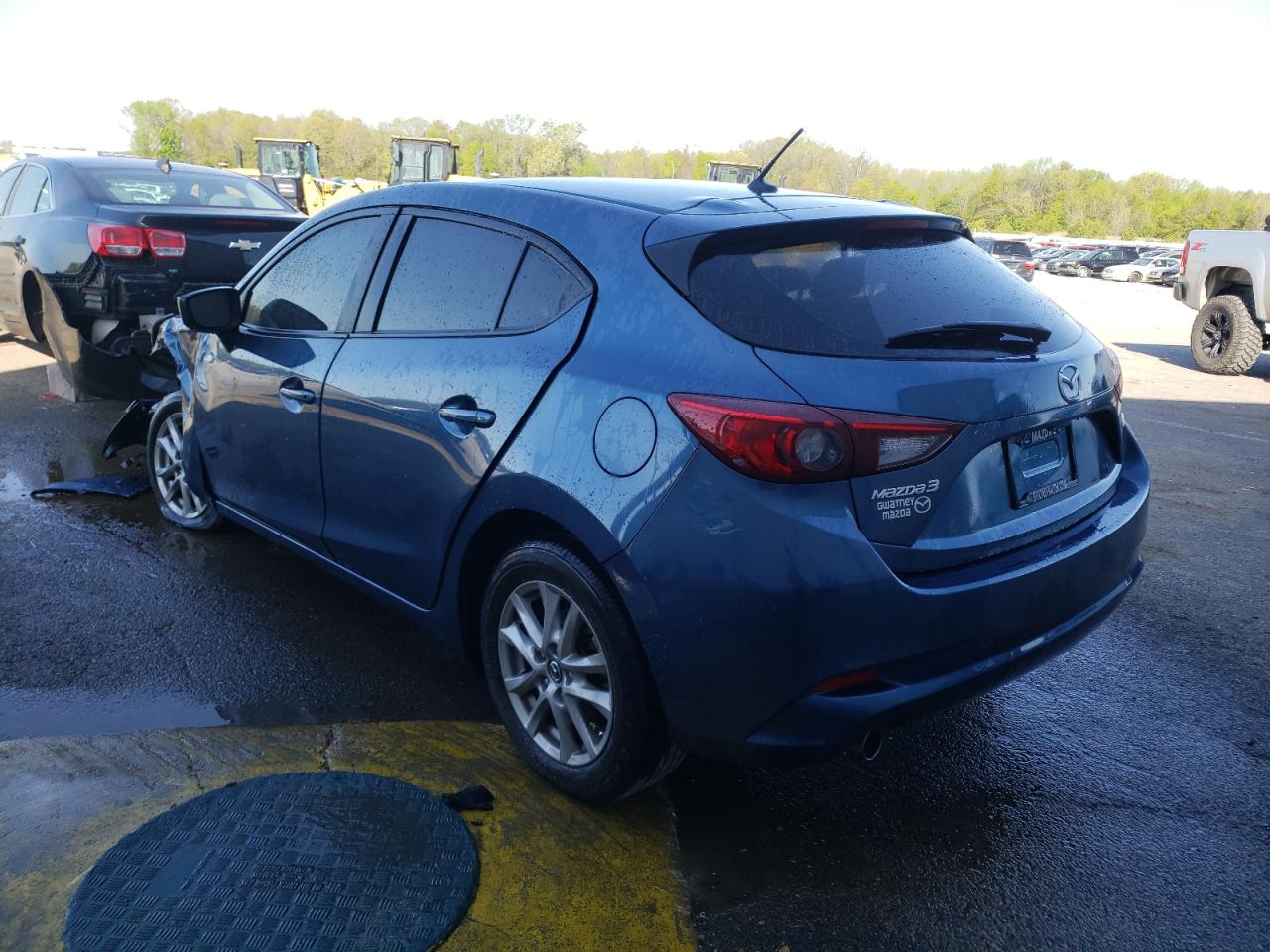 Photo 3 from auction – 2018 MAZDA 3 SPORT with VIN 3MZBN1K74JM183697