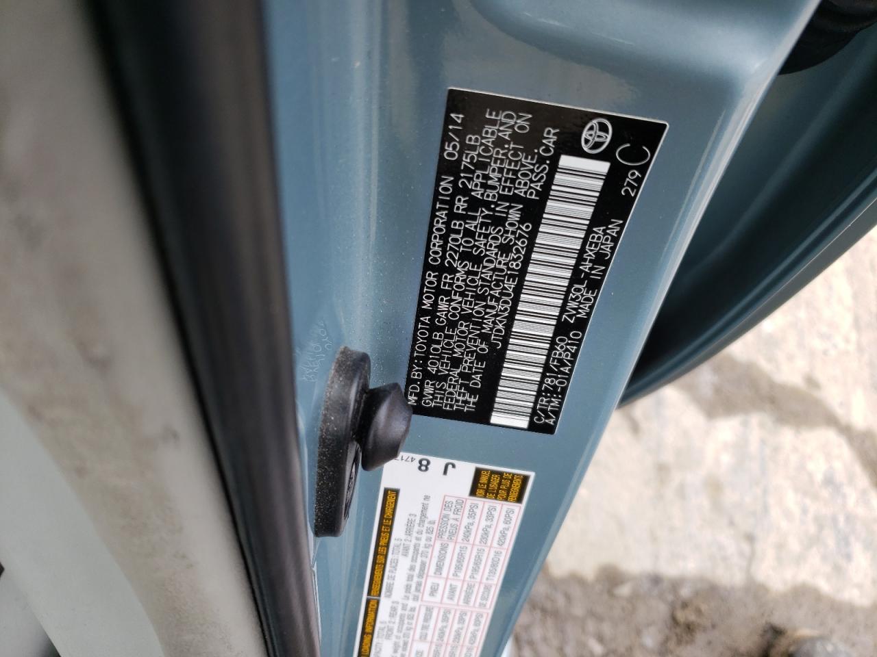 Photo 10 from auction – 2014 TOYOTA PRIUS with VIN JTDKN3DU4E1832676