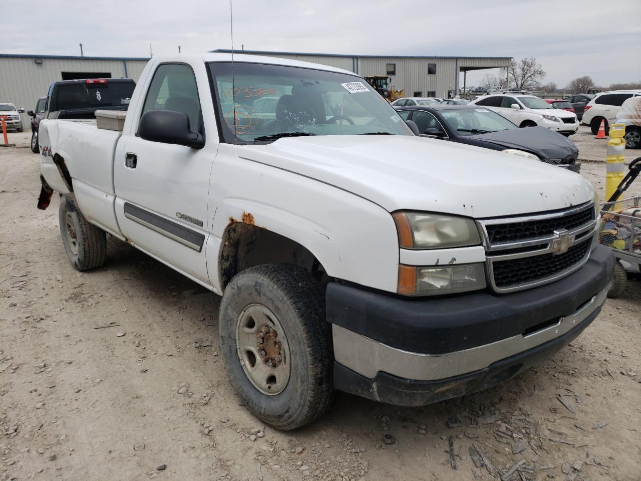 CHEVROLET SILVERADO 2006 z numerem VIN 1GCHC24U76E103320 - Zdjęcie z aukcji