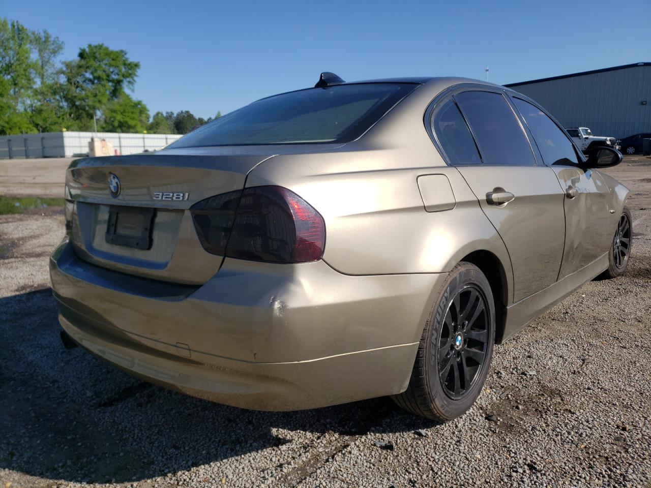Photo 4 from auction – 2007 BMW 328 I with VIN WBAVA33567KX73367