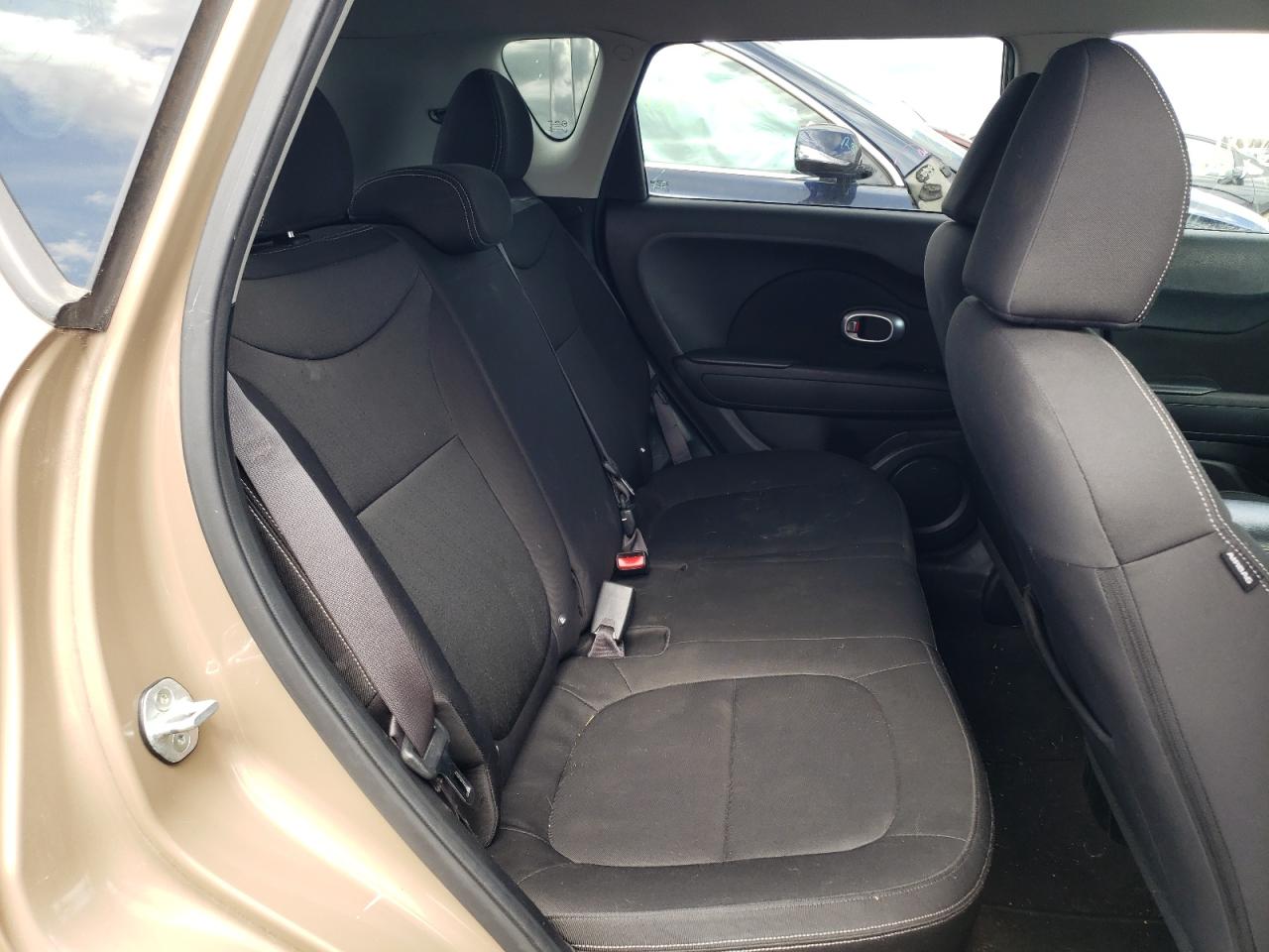 Photo 6 from auction – 2014 KIA SOUL with VIN KNDJN2A21E7004610