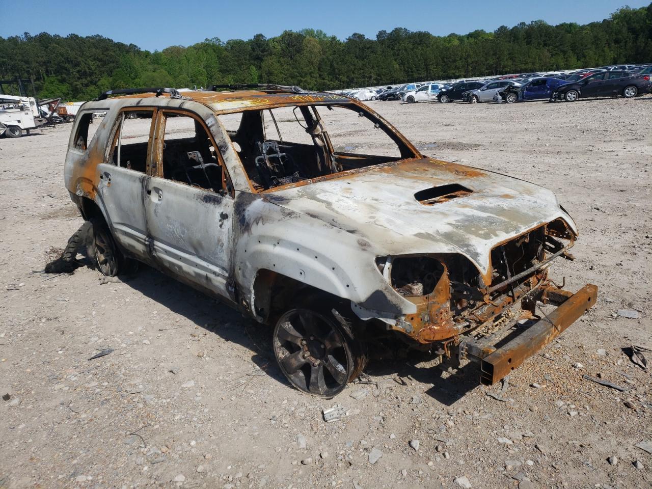 Photo 1 from auction – 2003 TOYOTA 4RUNNER SR with VIN JTEBT14R330009094