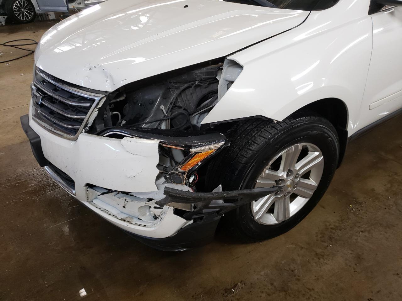 Photo 9 from auction – 2013 CHEVROLET TRAVERSE L with VIN 1GNKVGKD5DJ197340