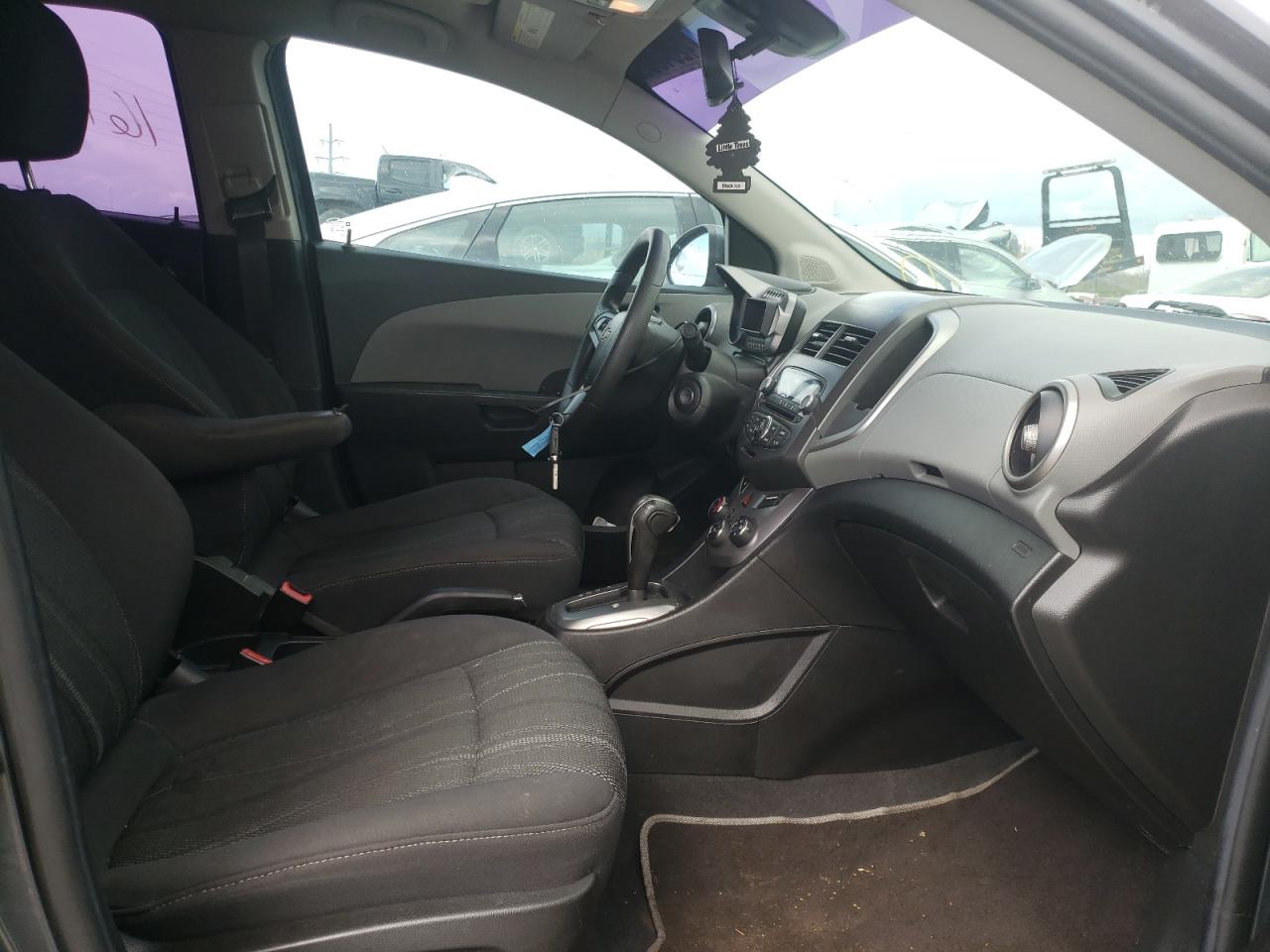 Photo 5 from auction – 2013 CHEVROLET SONIC LT with VIN 1G1JC5SH2D4128727