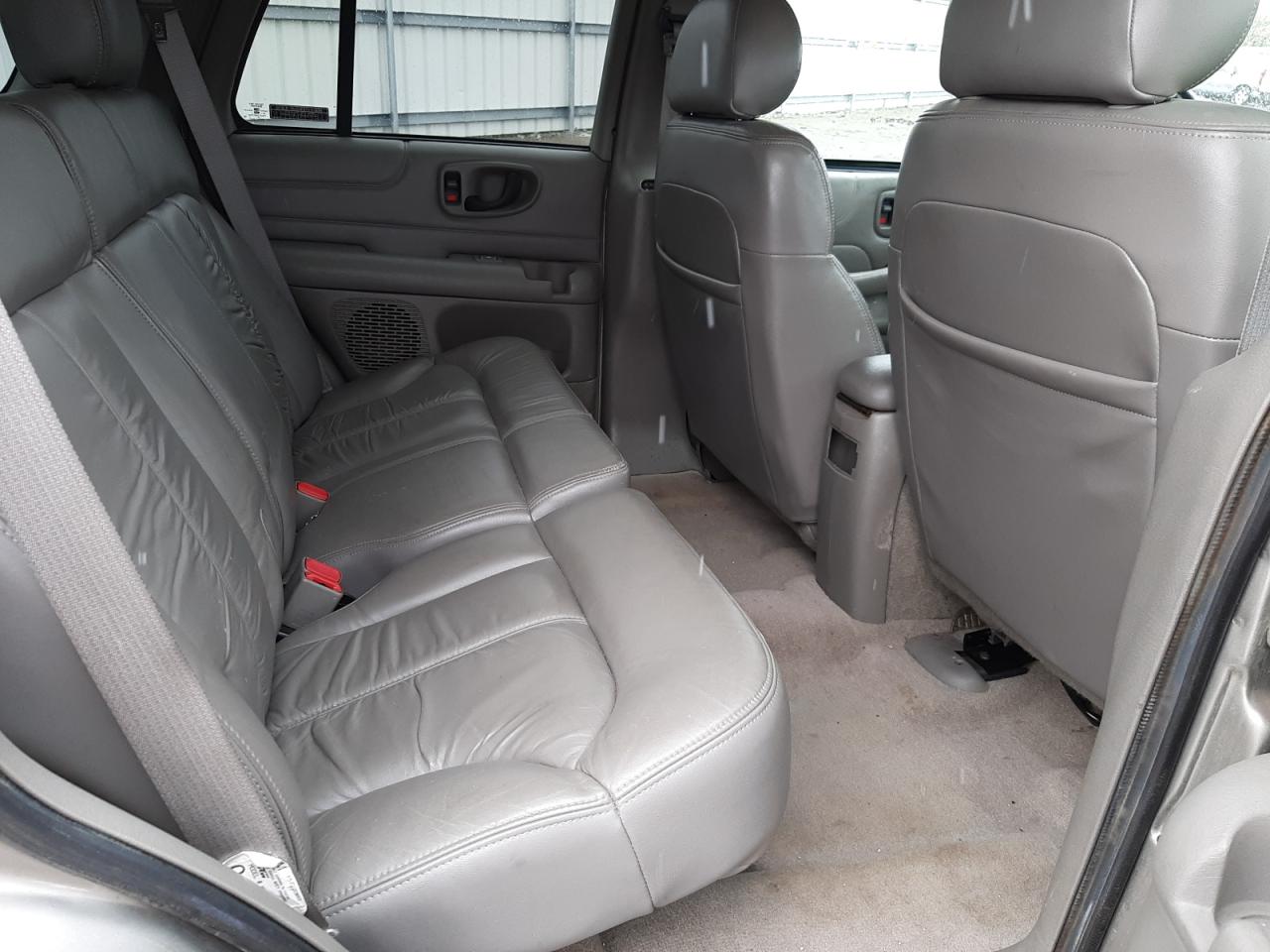 Photo 6 from auction – 1999 CHEVROLET BLAZER with VIN 1GNDT13W2X2170865