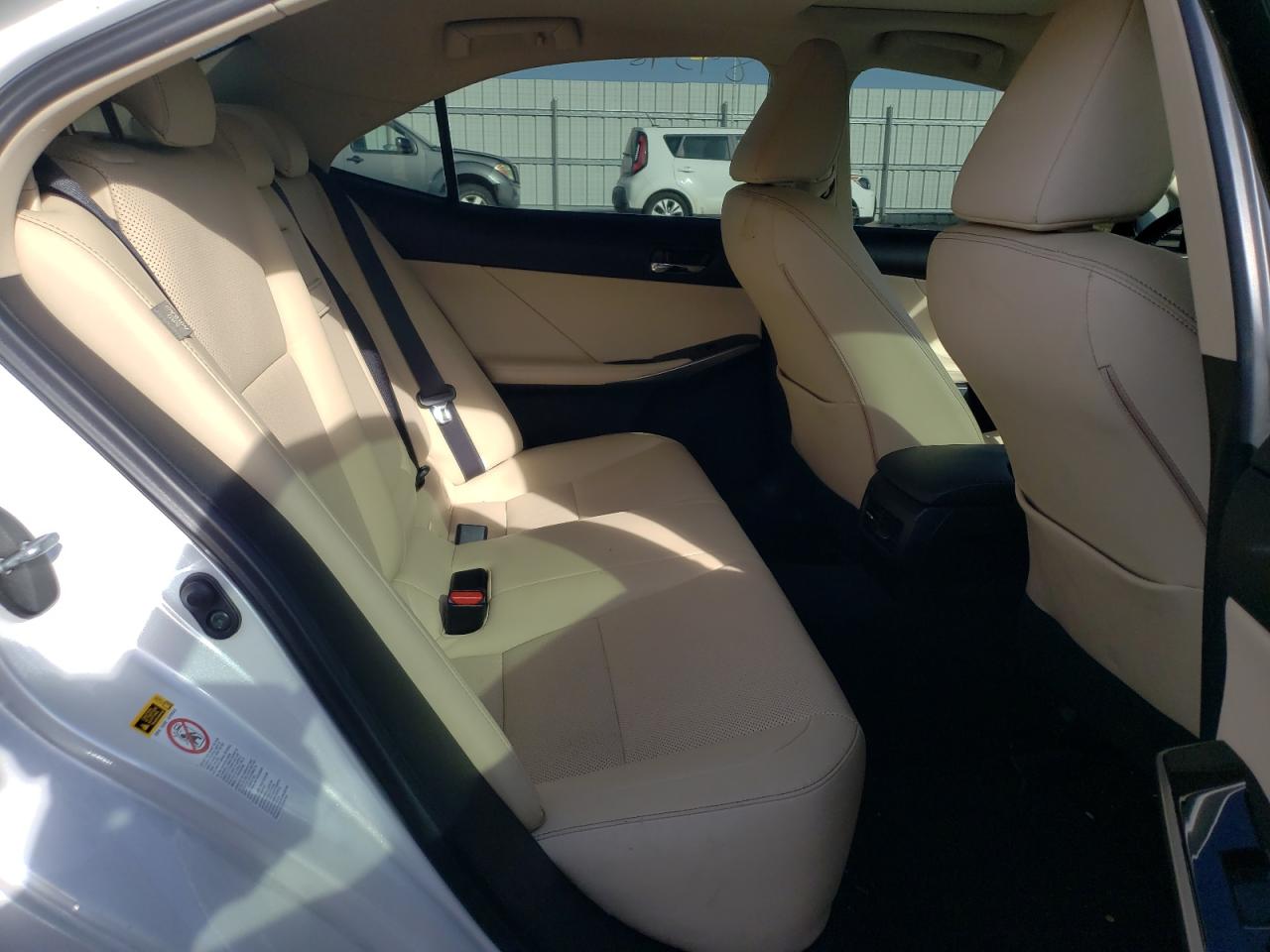 Photo 6 from auction – 2016 LEXUS IS with VIN JTHCM1D20G5004595