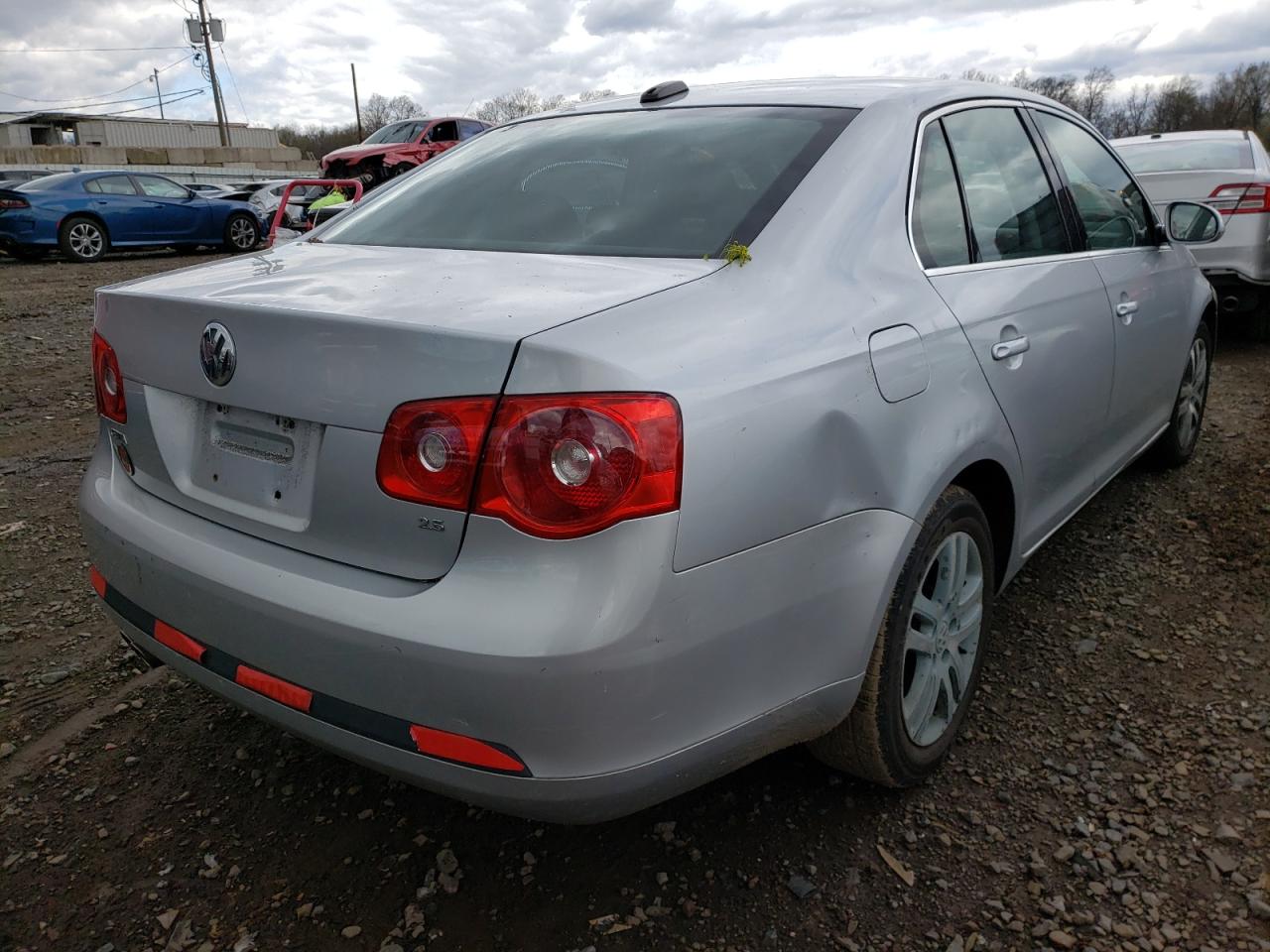 Photo 4 from auction – 2005 VOLKSWAGEN NEW JETTA with VIN 3VWDF71K15M644195