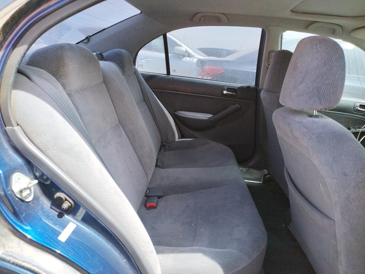 Photo 6 from auction – 2002 HONDA CIVIC EX with VIN 1HGES26702L023846