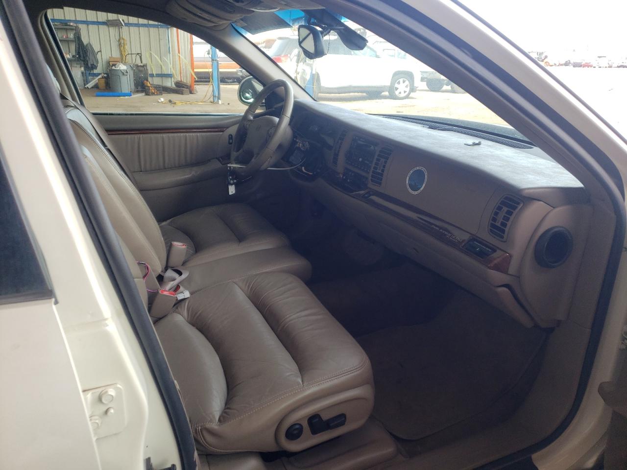 Photo 5 from auction – 2002 BUICK PARK AVENU with VIN 1G4CU541124238688