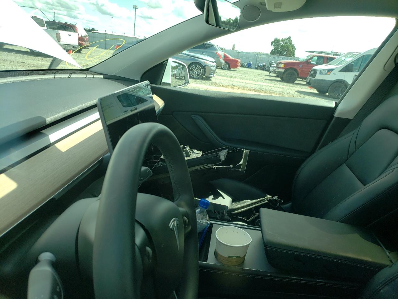 Photo 8 from auction – 2021 TESLA MODEL Y with VIN 5YJYGDEE8MF150259