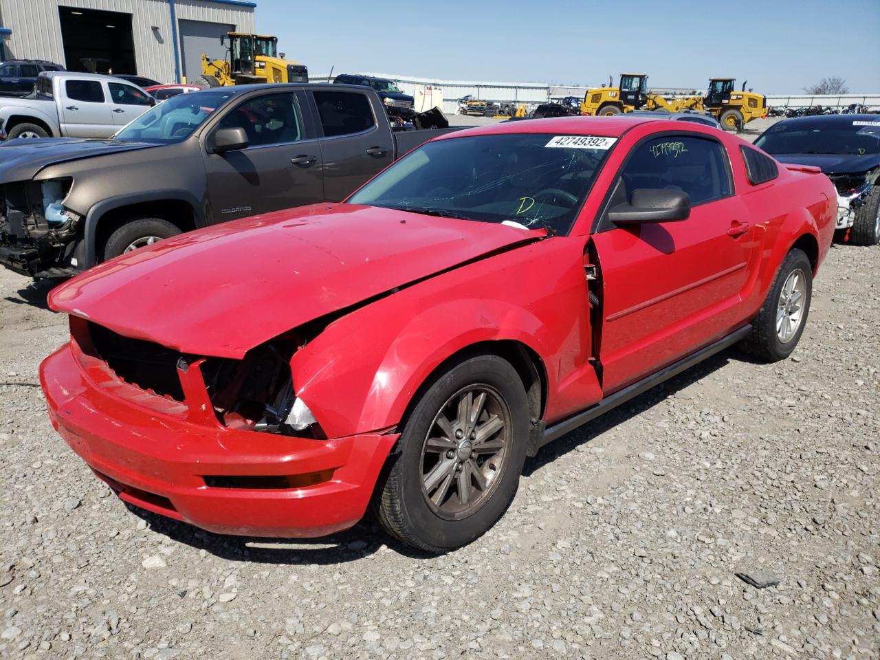 Photo 2 from auction – 2008 FORD MUSTANG with VIN 1ZVHT80N985107239
