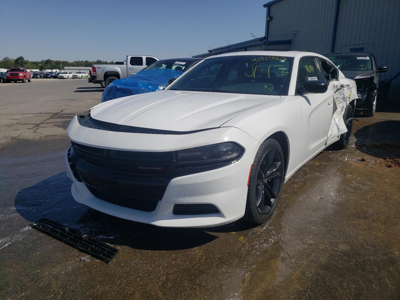 Photo 2 from auction – 2017 DODGE CHARGER SE with VIN 2C3CDXBG1HH612305
