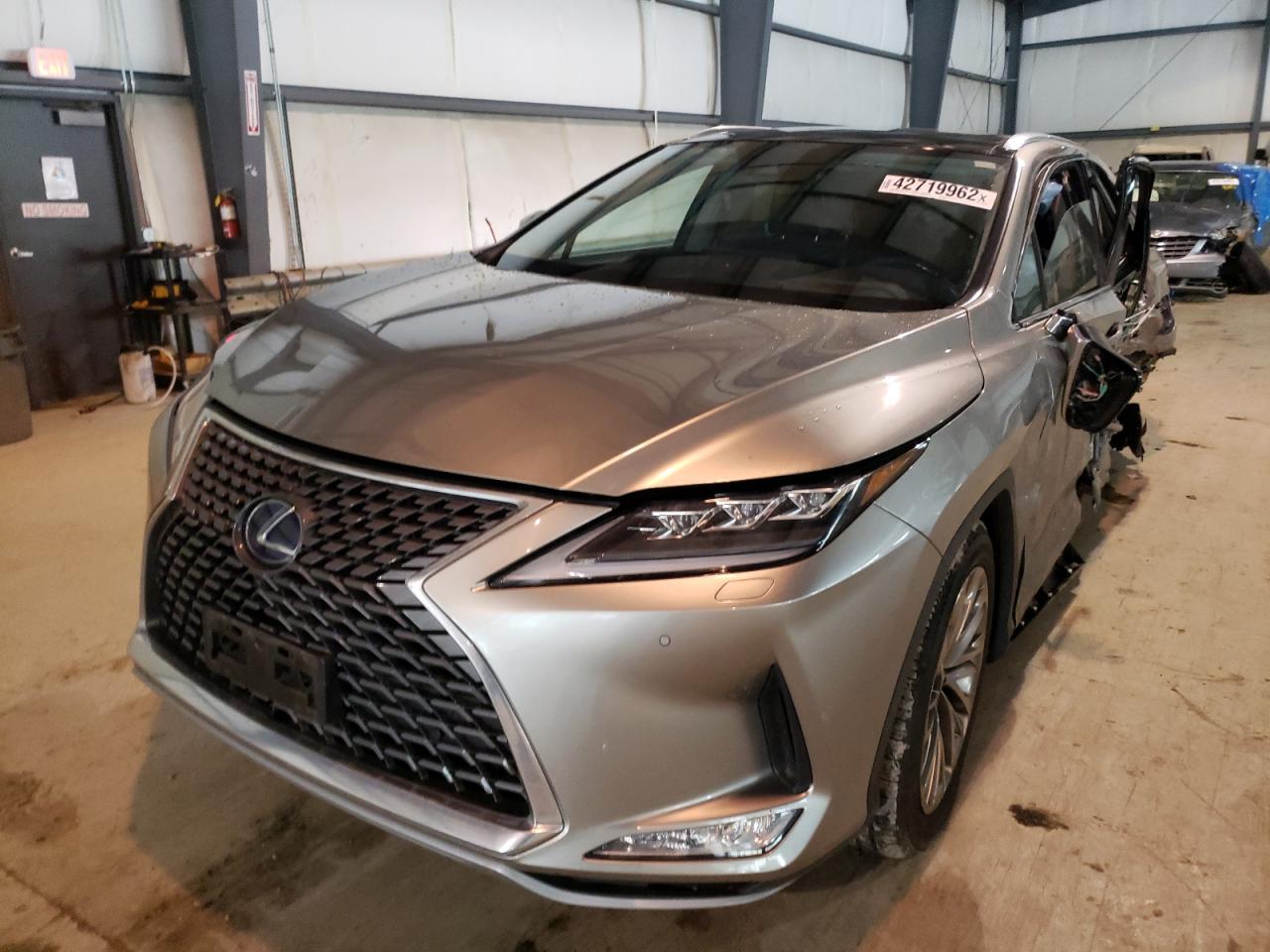 Photo 2 from auction – 2021 LEXUS RX 450H with VIN 2T2JGMDA0MC065142