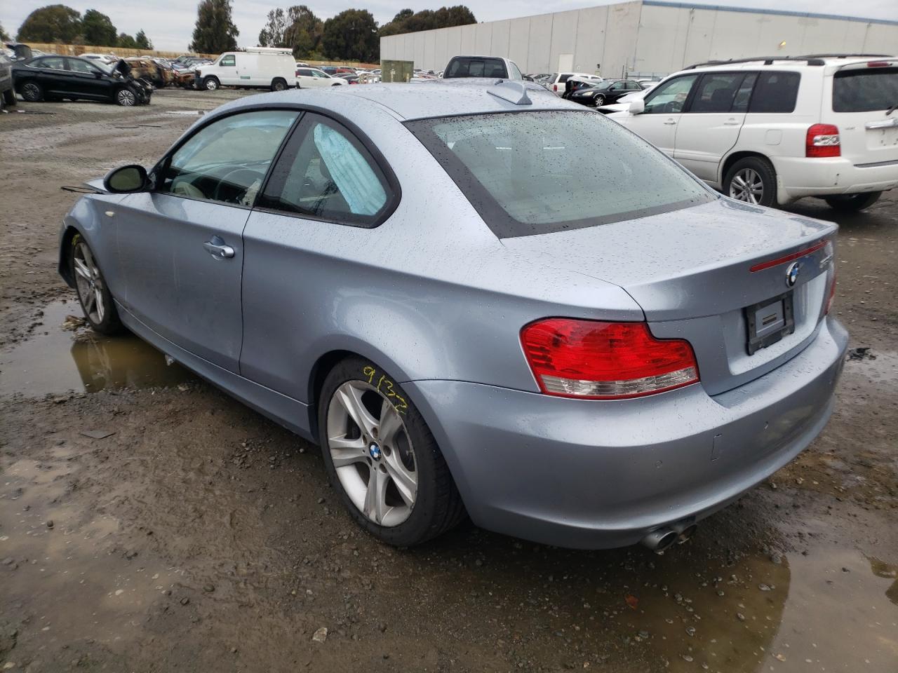 Photo 3 from auction – 2009 BMW 128 I with VIN WBAUP73589VK76033